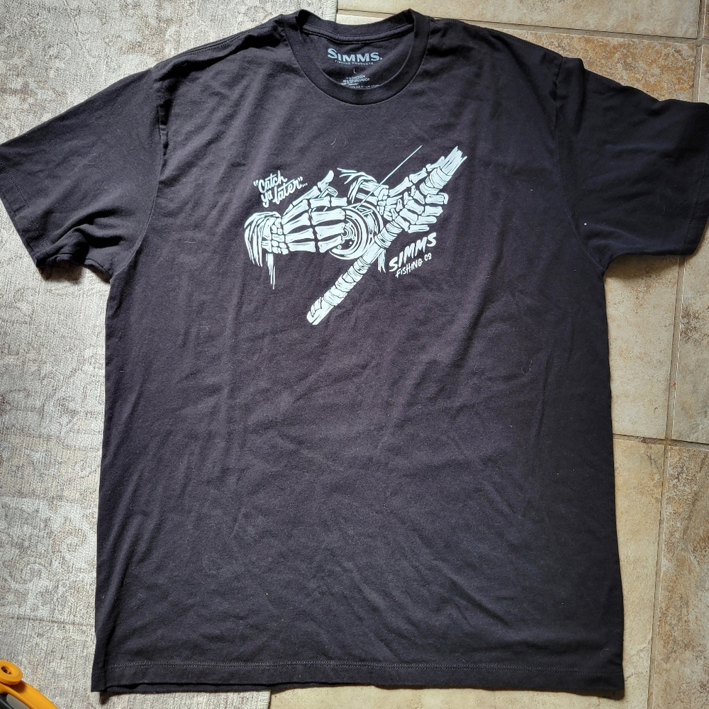 Simms t shirt